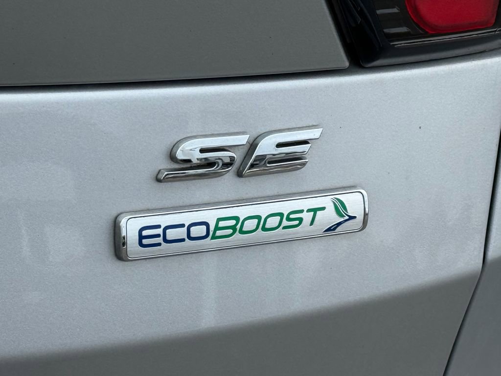 Used 2017 Ford Escape SE w/ Equipment Group 201A image 15