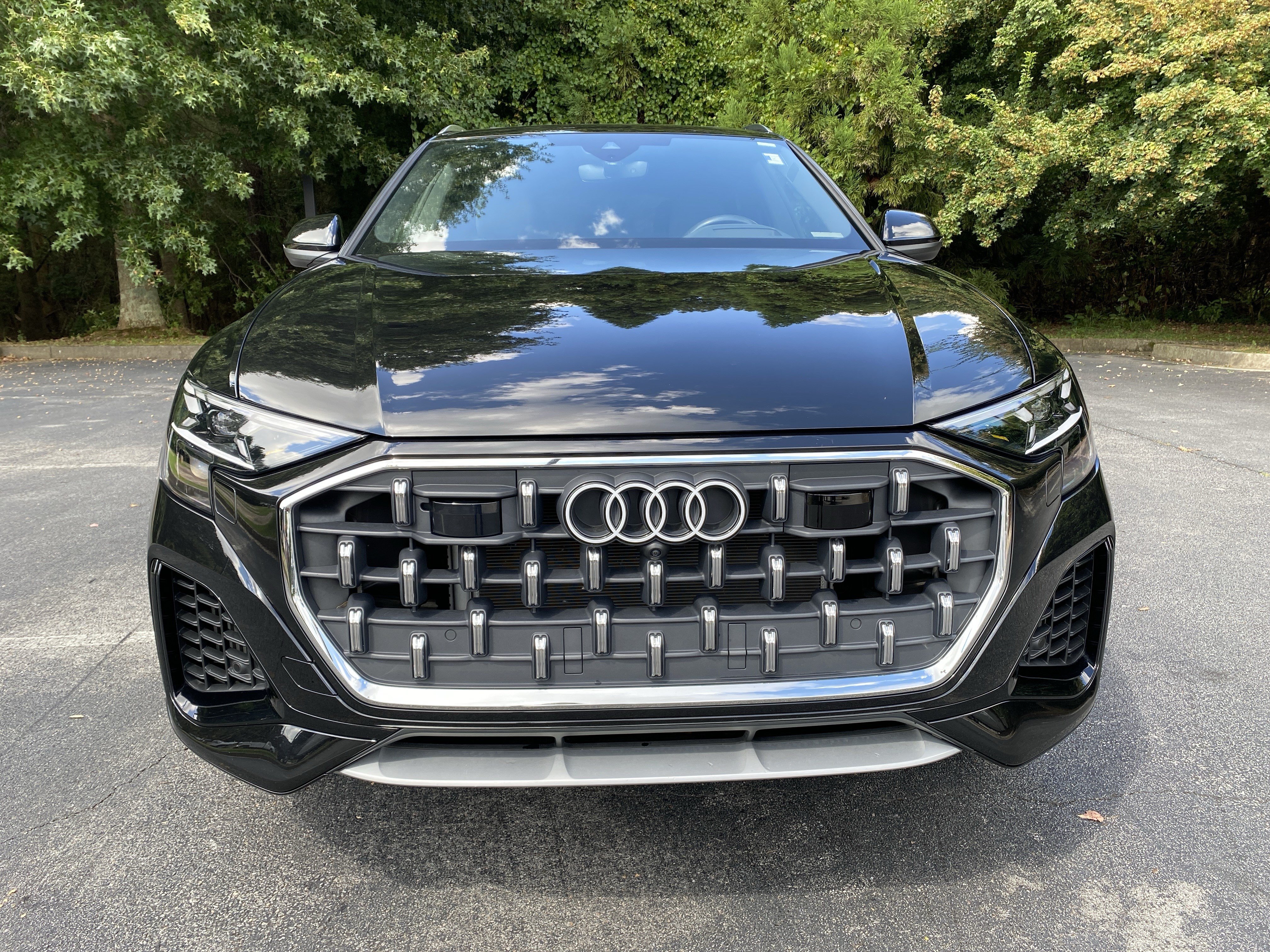 Used 2024 Audi Q8 Prestige AWD/4WD image 3