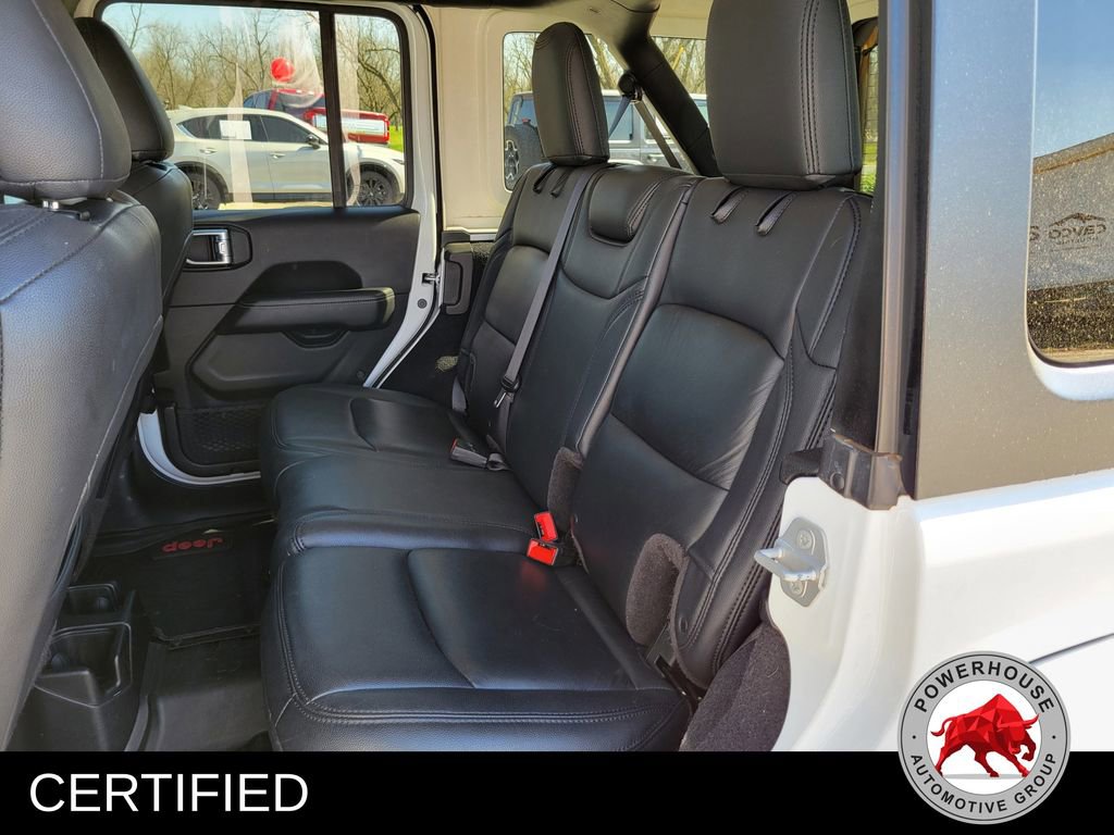 Used 2020 Jeep Wrangler Unlimited Sahara image 16