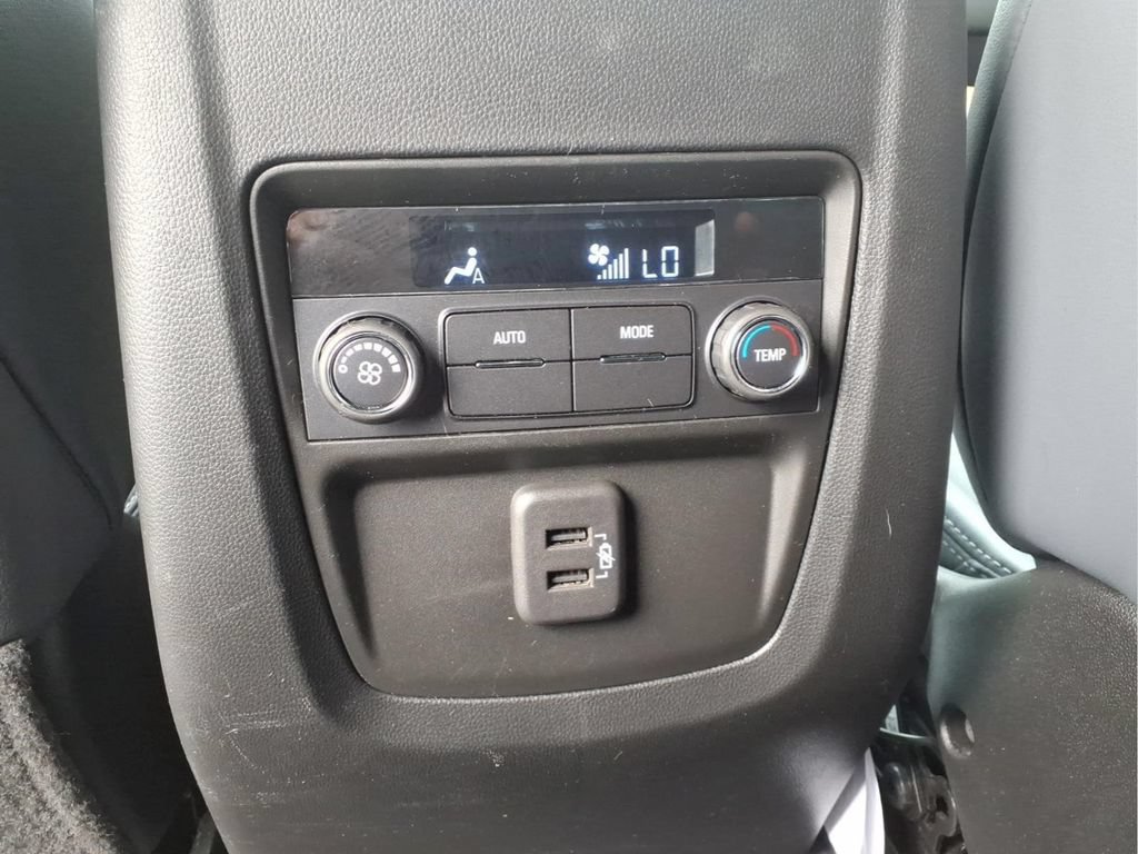 Certified 2024 Buick Enclave Essence FWD image 21