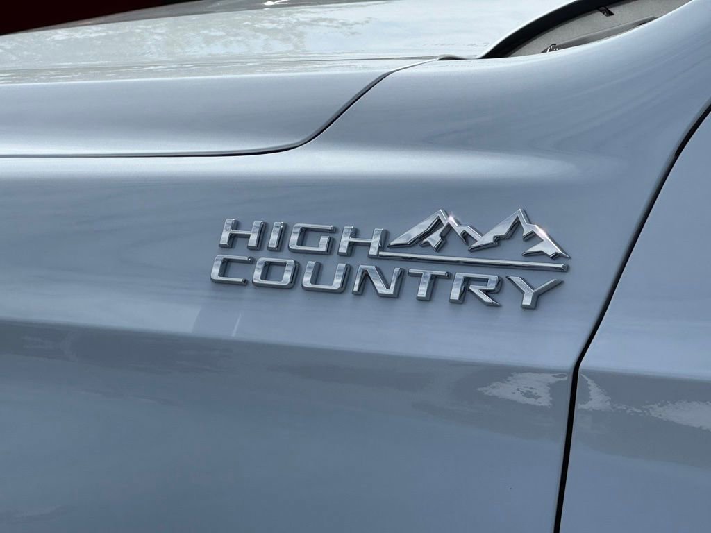 New 2026 Chevrolet Tahoe High Country RWD image 4