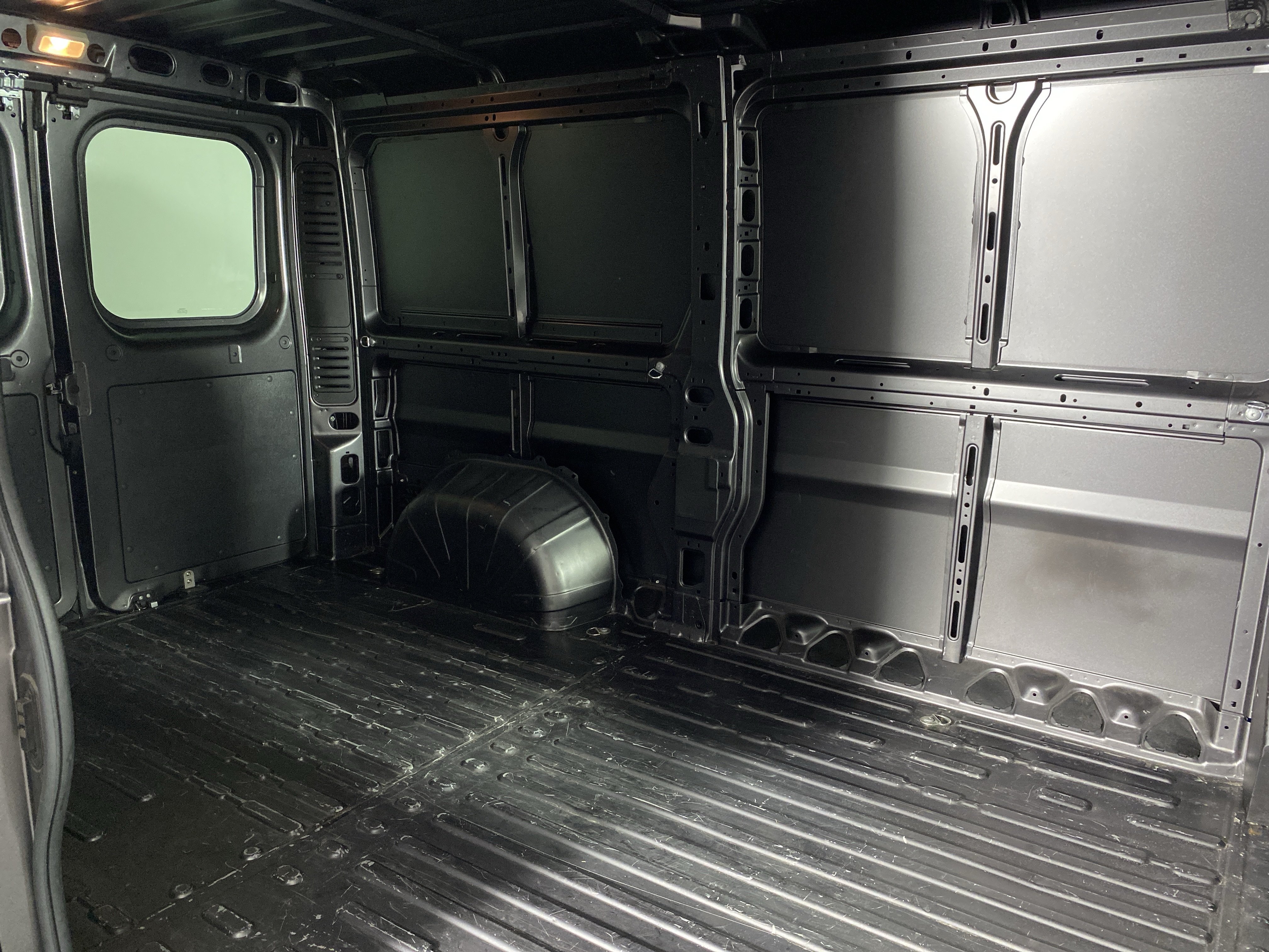 Used 2018 RAM ProMaster 1500 FWD image 28