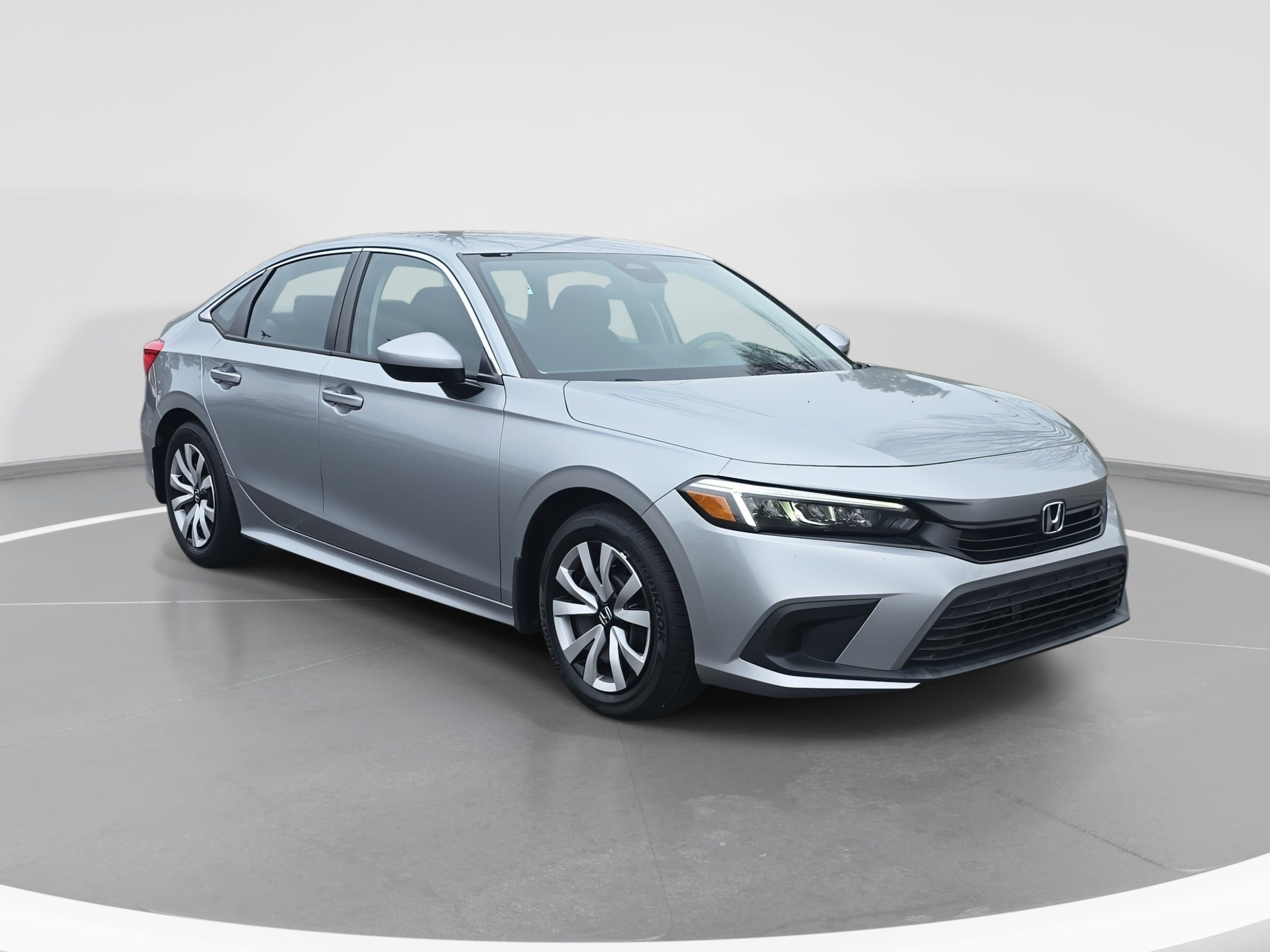 Used 2023 Honda Civic LX image 3