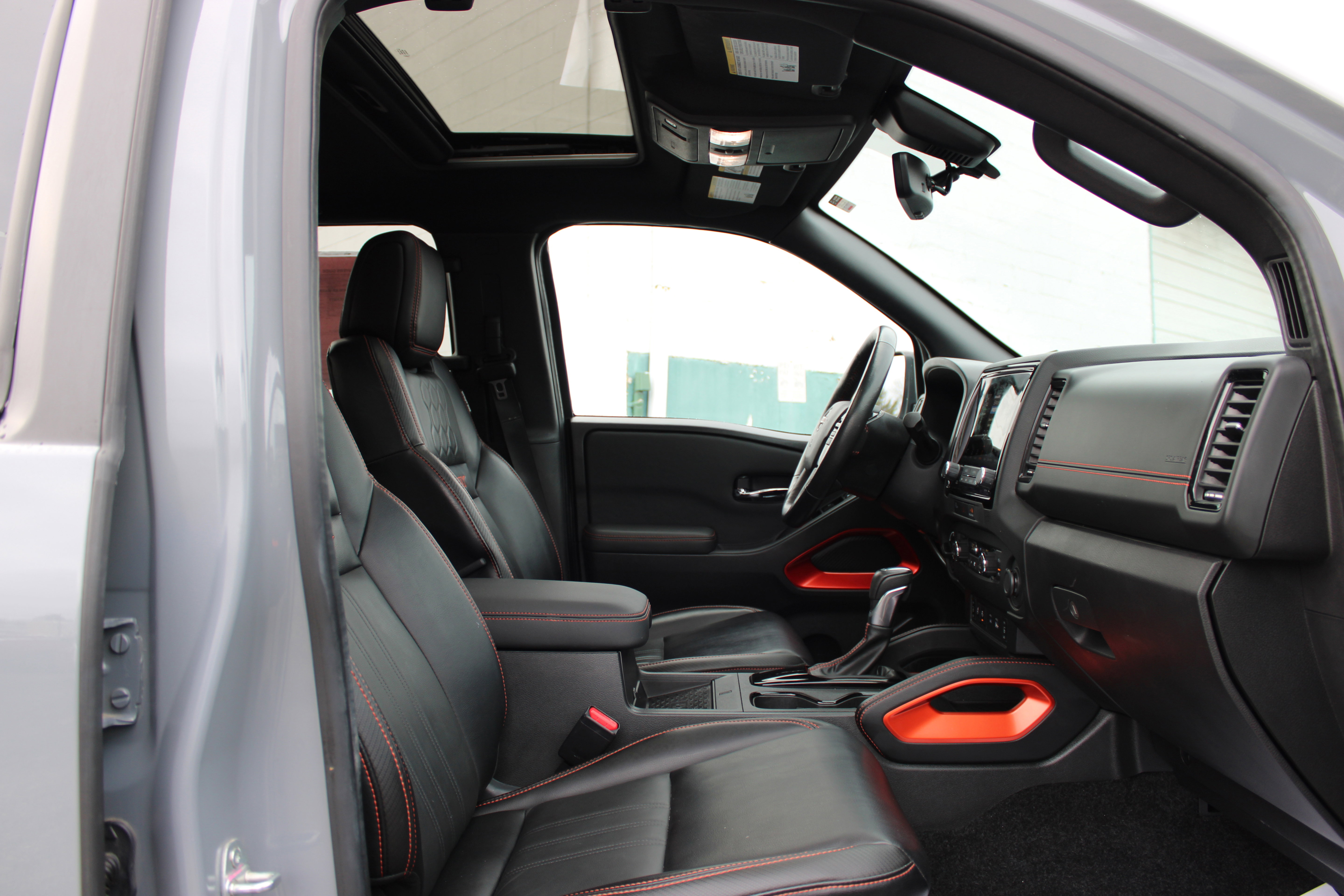 Certified 2024 Nissan Frontier PRO-4X w/ Pro Premium Package image 15