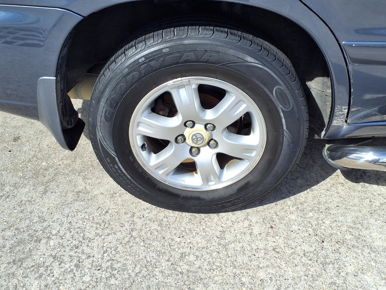 Used 2001 Toyota Highlander 2WD V6 image 24