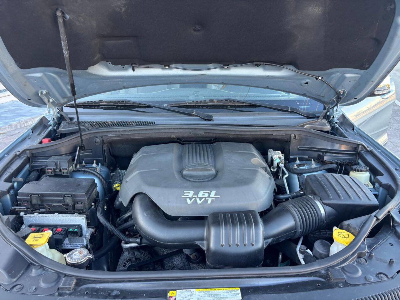 Used 2012 Jeep Grand Cherokee Overland image 29