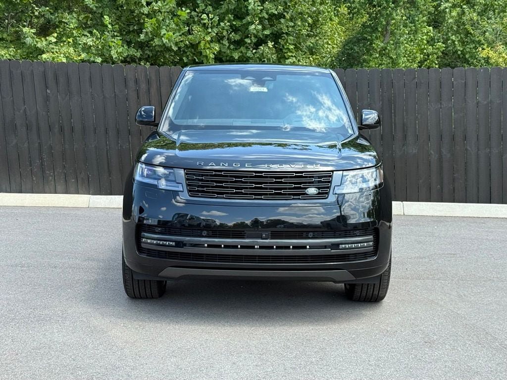 New 2026 Land Rover Range Rover SE AWD/4WD image 9