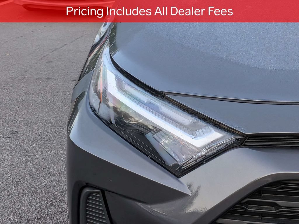 Used 2024 Toyota RAV4 XLE w/ Convenience Package FWD image 11