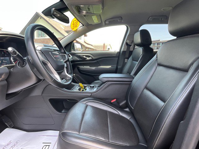 Used 2023 GMC Acadia SLT image 28