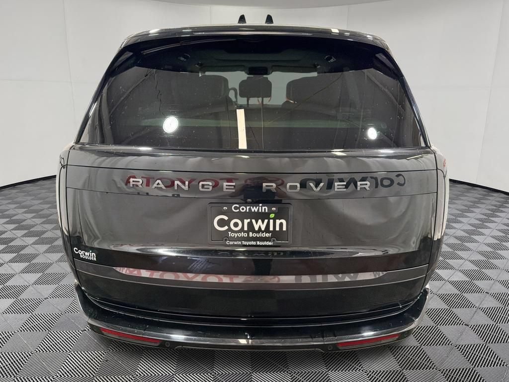 Used 2025 Land Rover Range Rover Autobiography AWD/4WD image 6