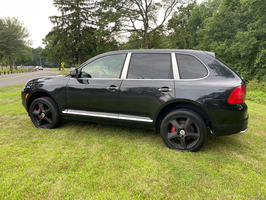 Used 2005 Porsche Cayenne Turbo image 15