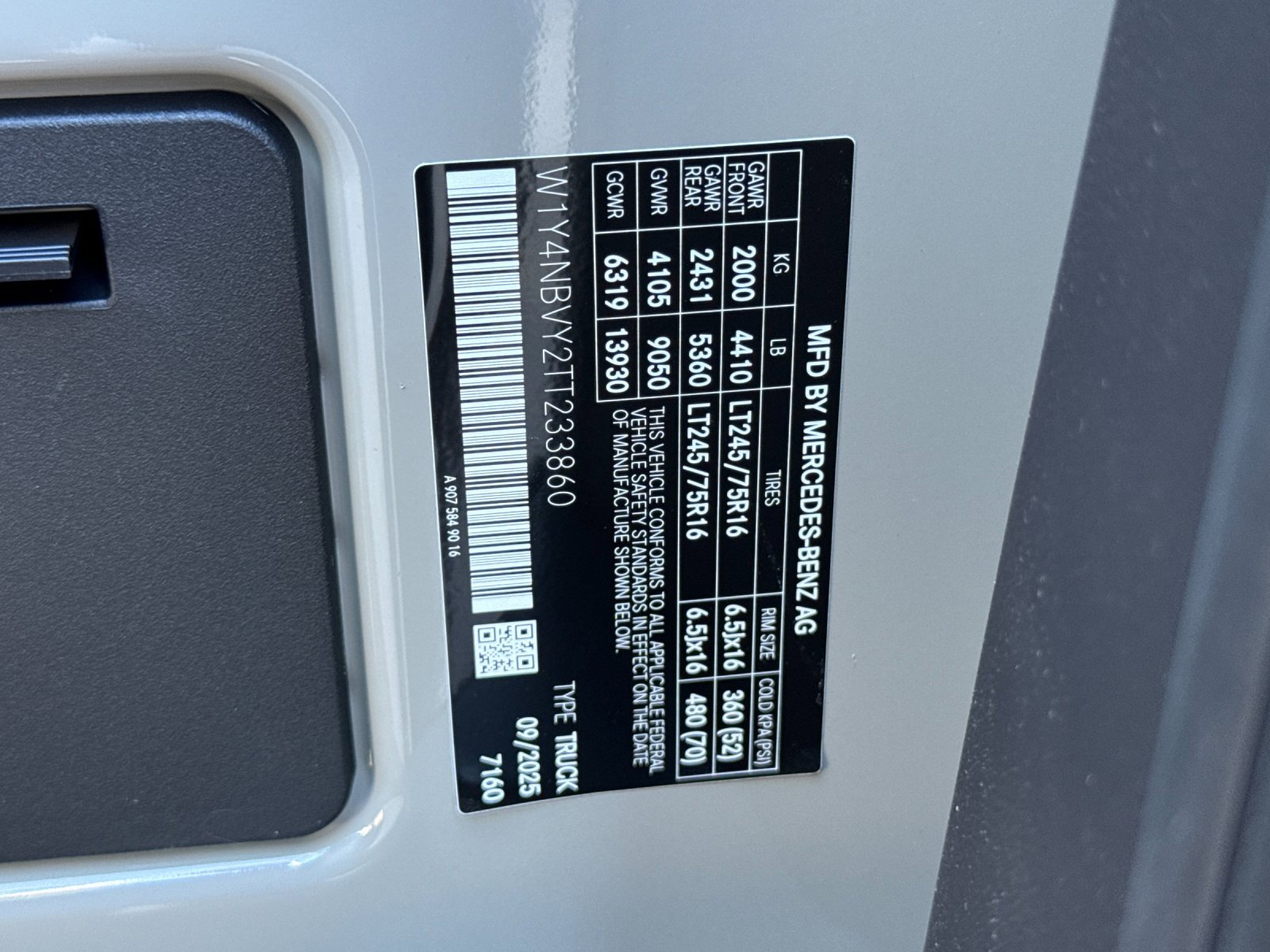 New 2026 Mercedes-Benz Sprinter 144 Cargo image 28