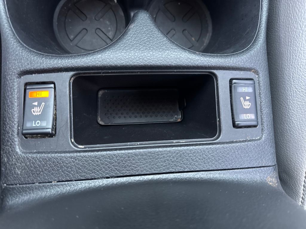 Used 2020 Nissan Rogue SV w/ Premium Package image 23