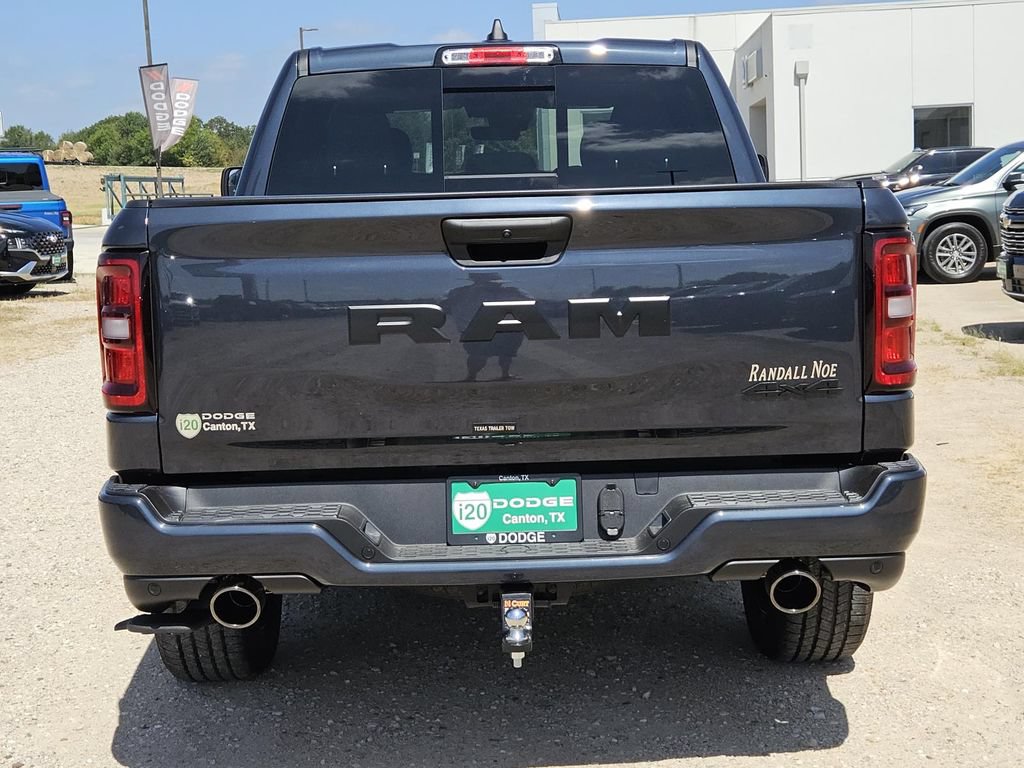 New 2026 RAM 1500 Express AWD/4WD image 4