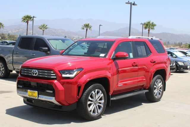 Used 2026 Toyota 4Runner Limited w/ Tow Technology Package AWD/4WD image 3