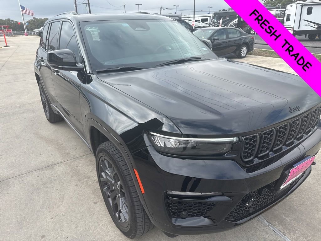Used 2025 Jeep Grand Cherokee Summit image 7