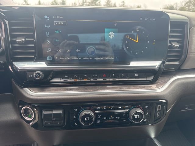 Used 2025 Chevrolet Silverado 1500 LTZ image 18