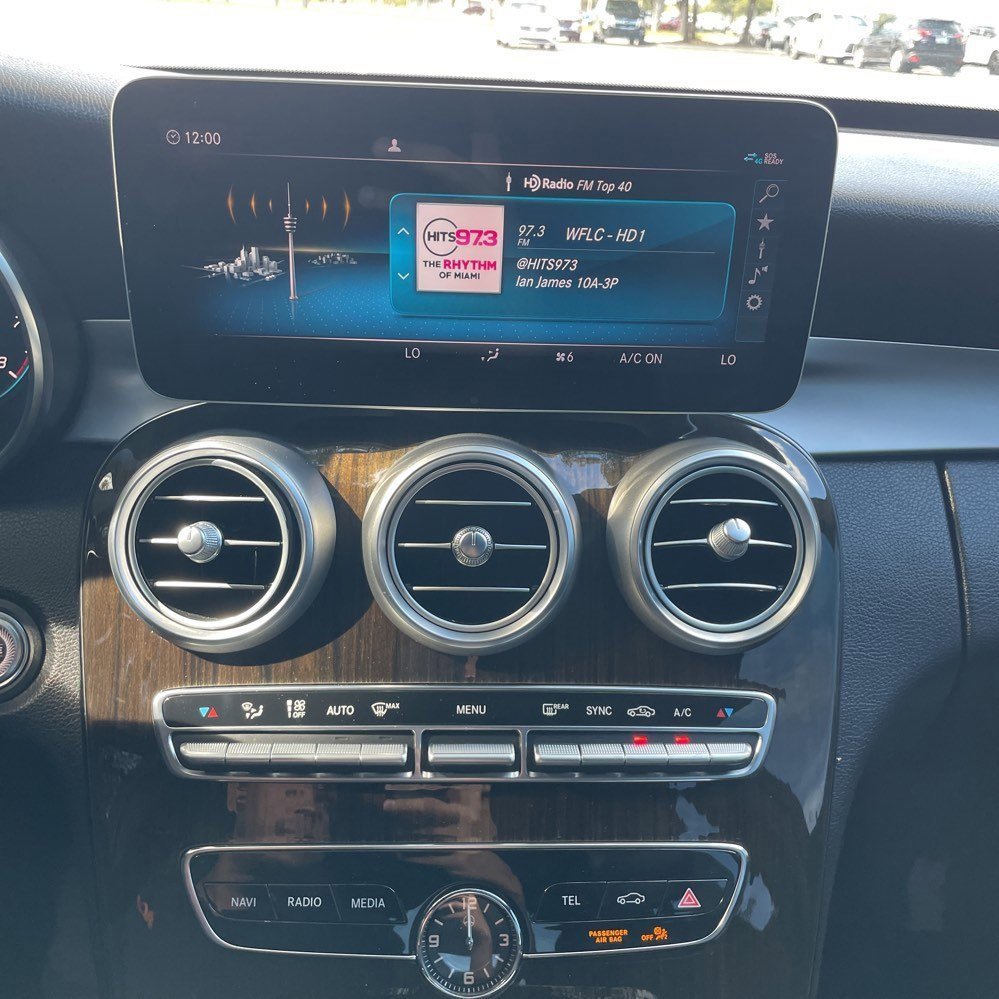 Used 2020 Mercedes-Benz C 300 Sedan image 17