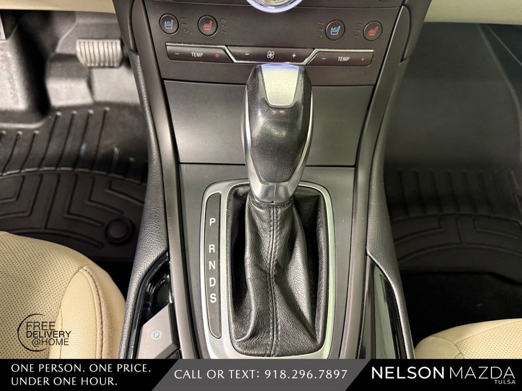 Used 2017 Ford Edge Titanium w/ Equipment Group 301A AWD/4WD image 31