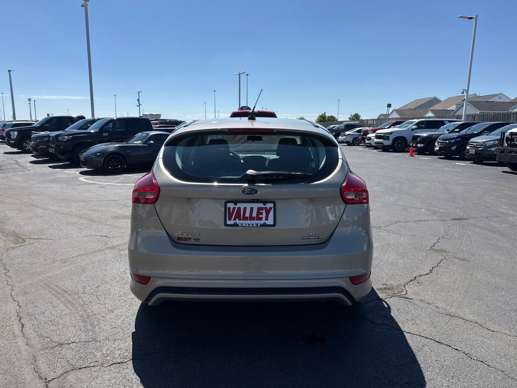 Used 2015 Ford Focus SE w/ SE Sport Package FWD image 49