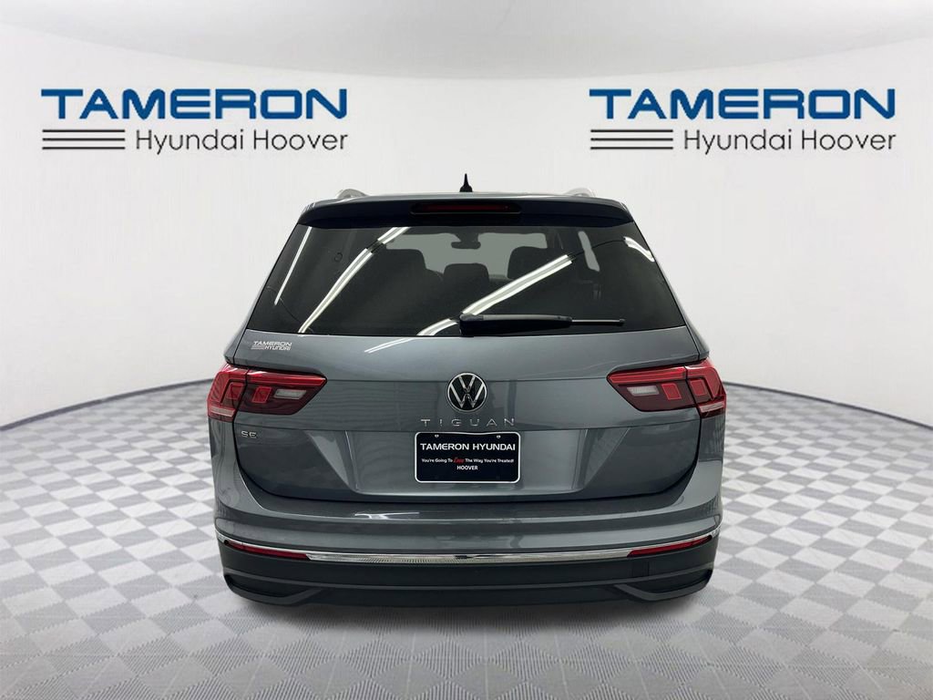 Used 2024 Volkswagen Tiguan SE image 4