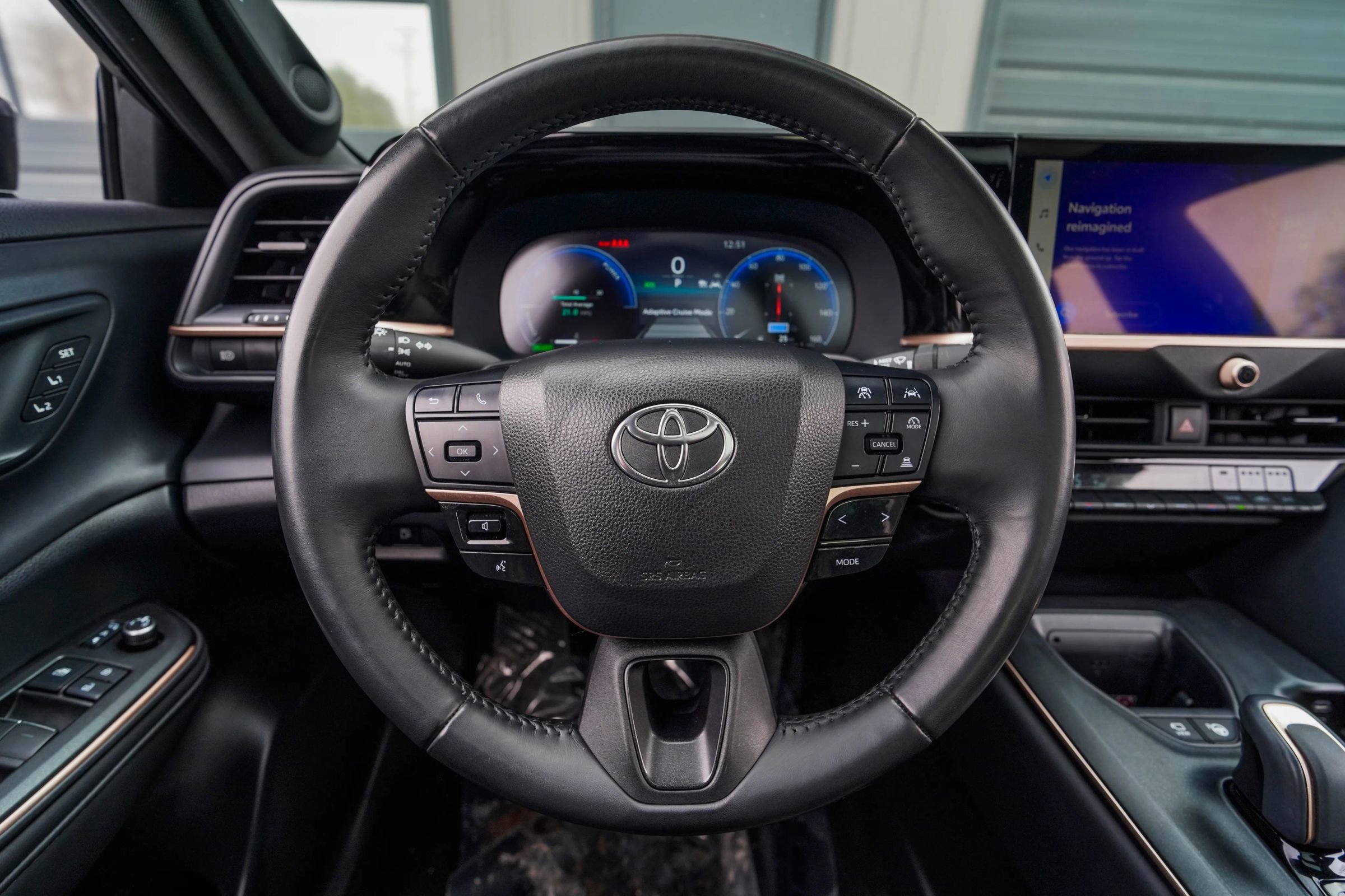 Used 2023 Toyota Crown Platinum image 14