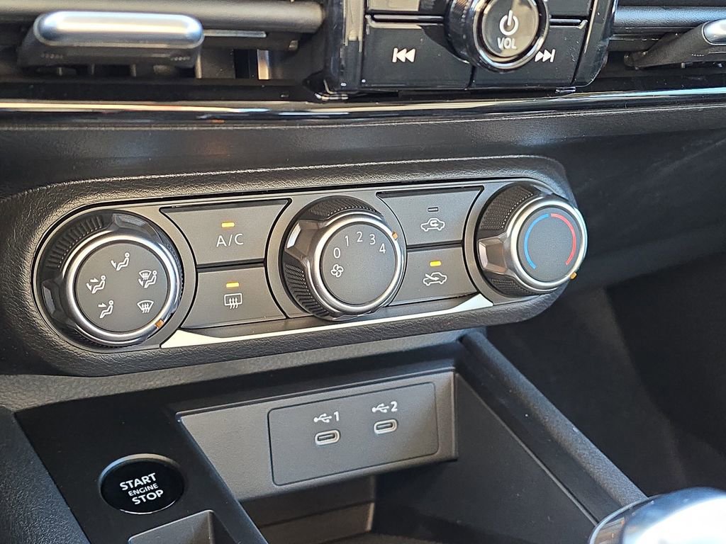 New 2026 Nissan Kicks S image 19