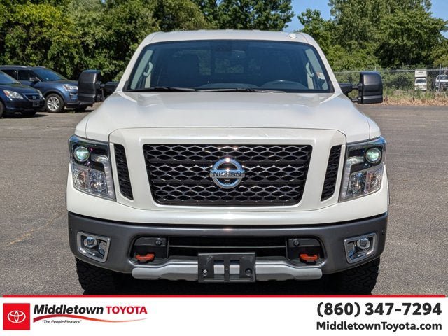 Used 2019 Nissan Titan PRO-4X w/ Pro-4x Convenience Package AWD/4WD image 8