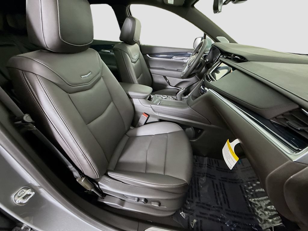 New 2026 Cadillac XT5 Premium Luxury w/ Driver Assist Package AWD/4WD image 29