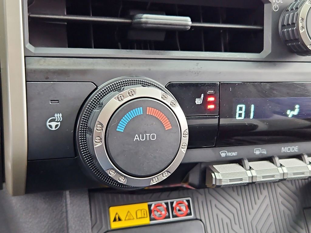 Used 2025 Toyota Tacoma TRD Off-Road image 19