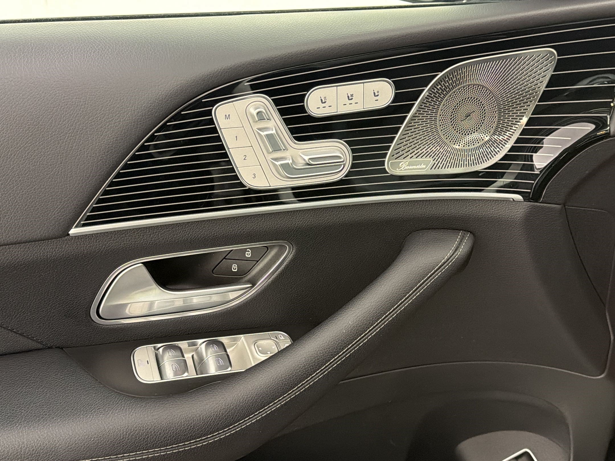 Certified 2024 Mercedes-Benz GLS 450 4MATIC image 27