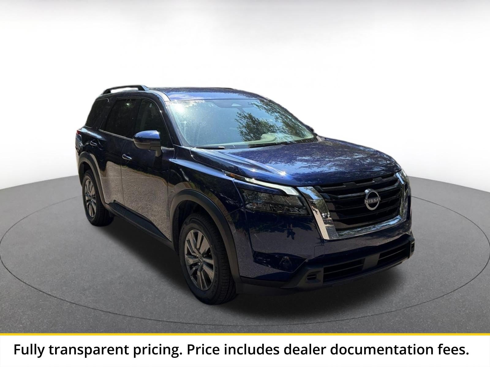 Used 2025 Nissan Pathfinder SV FWD video 1