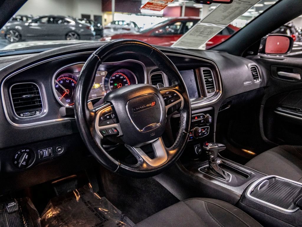 Used 2017 Dodge Charger R/T RWD image 16