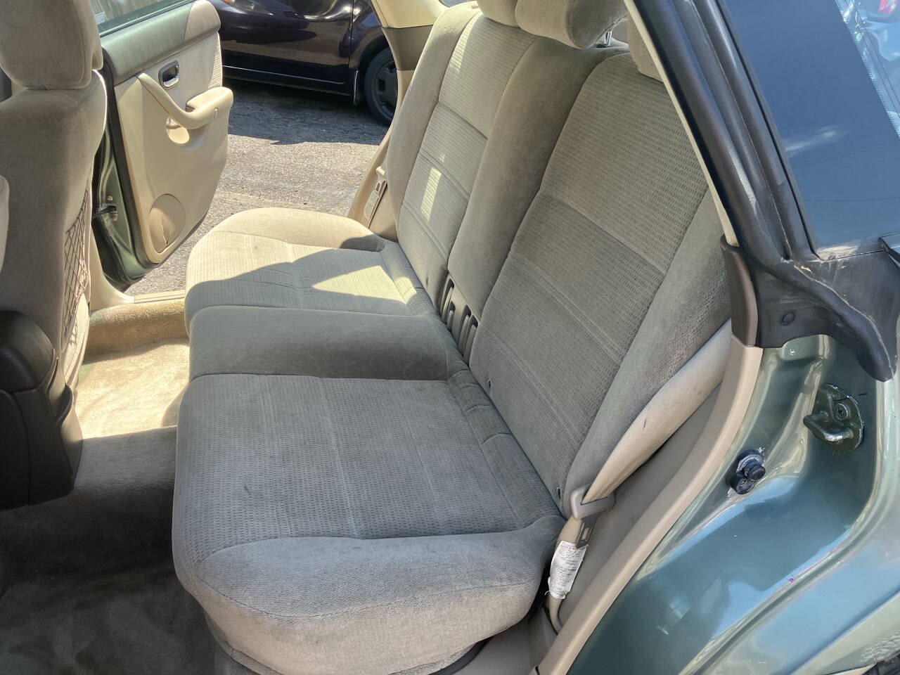 Used 2003 Subaru Outback Wagon AWD/4WD image 30