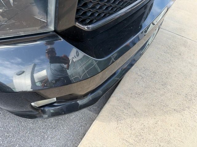 Used 2018 RAM 1500 Express w/ Black Ram 1500 Express Group AWD/4WD image 4