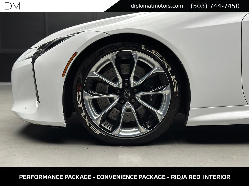 Used 2018 Lexus LC 500 Coupe w/ Performance Package RWD image 29