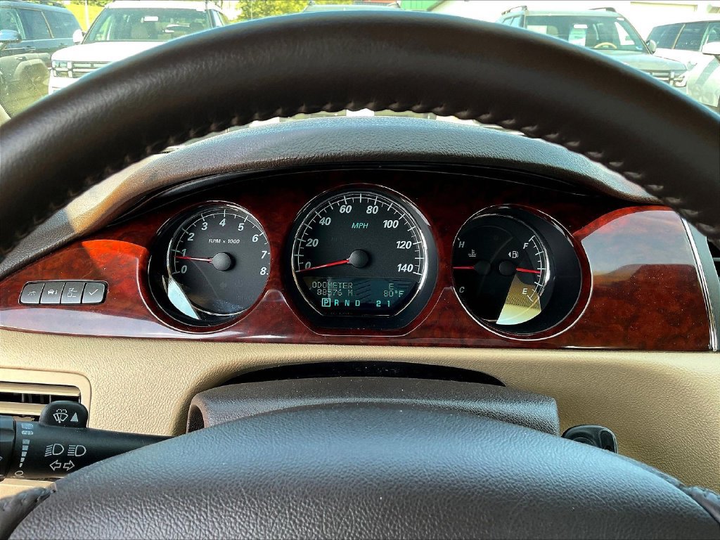 Used 2008 Buick Lucerne CXL w/ Driver Confidence Package FWD image 14