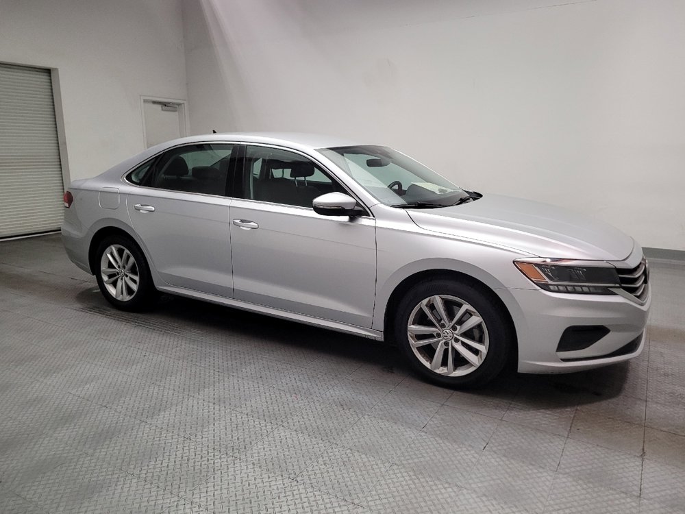 Used 2020 Volkswagen Passat 2.0T SE FWD image 11
