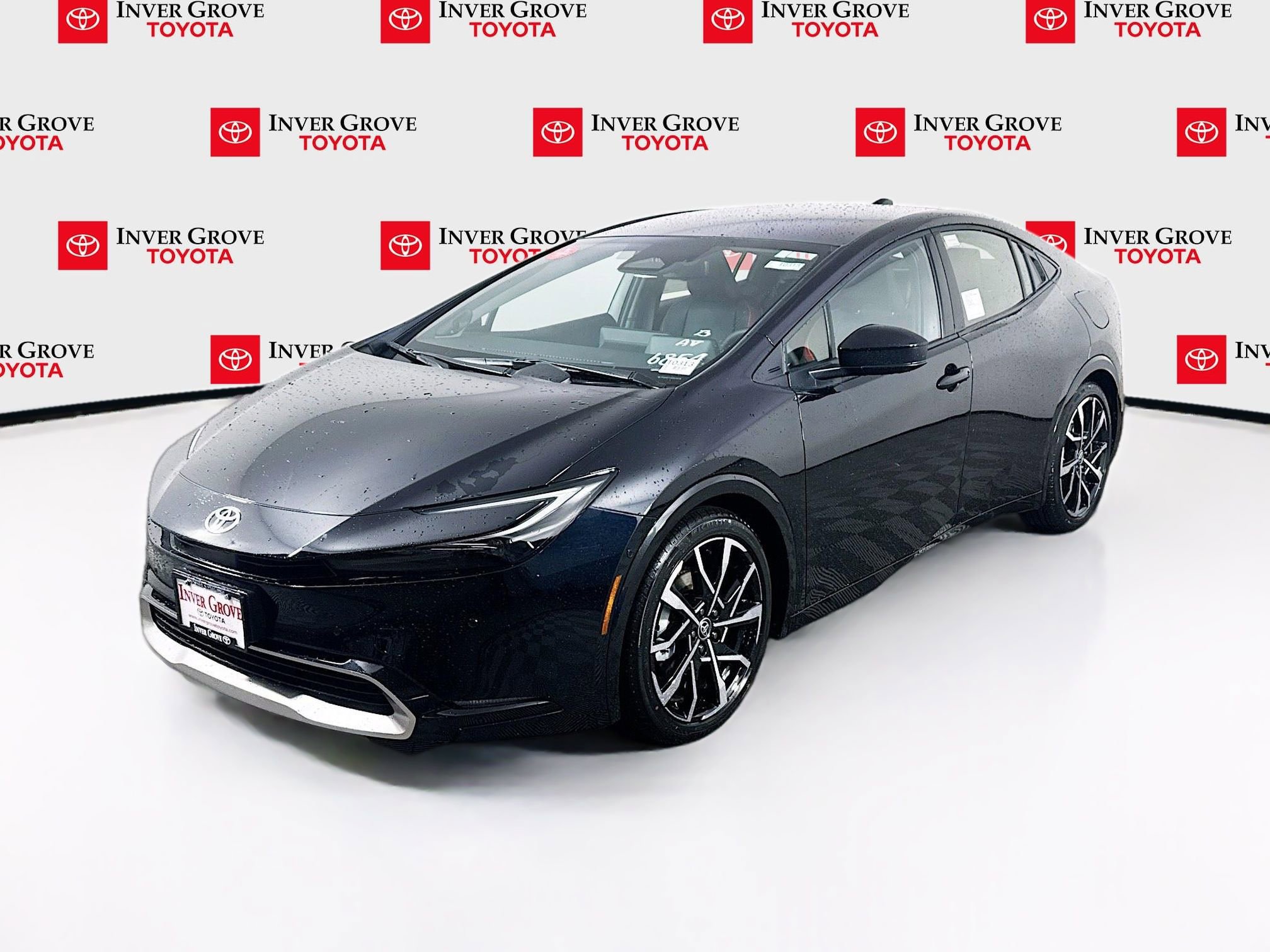 New 2026 Toyota Prius Plug-In Hybrid FWD image 1