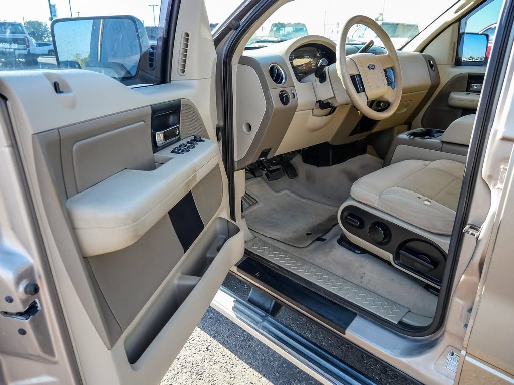 Used 2006 Ford F150 XLT RWD image 25