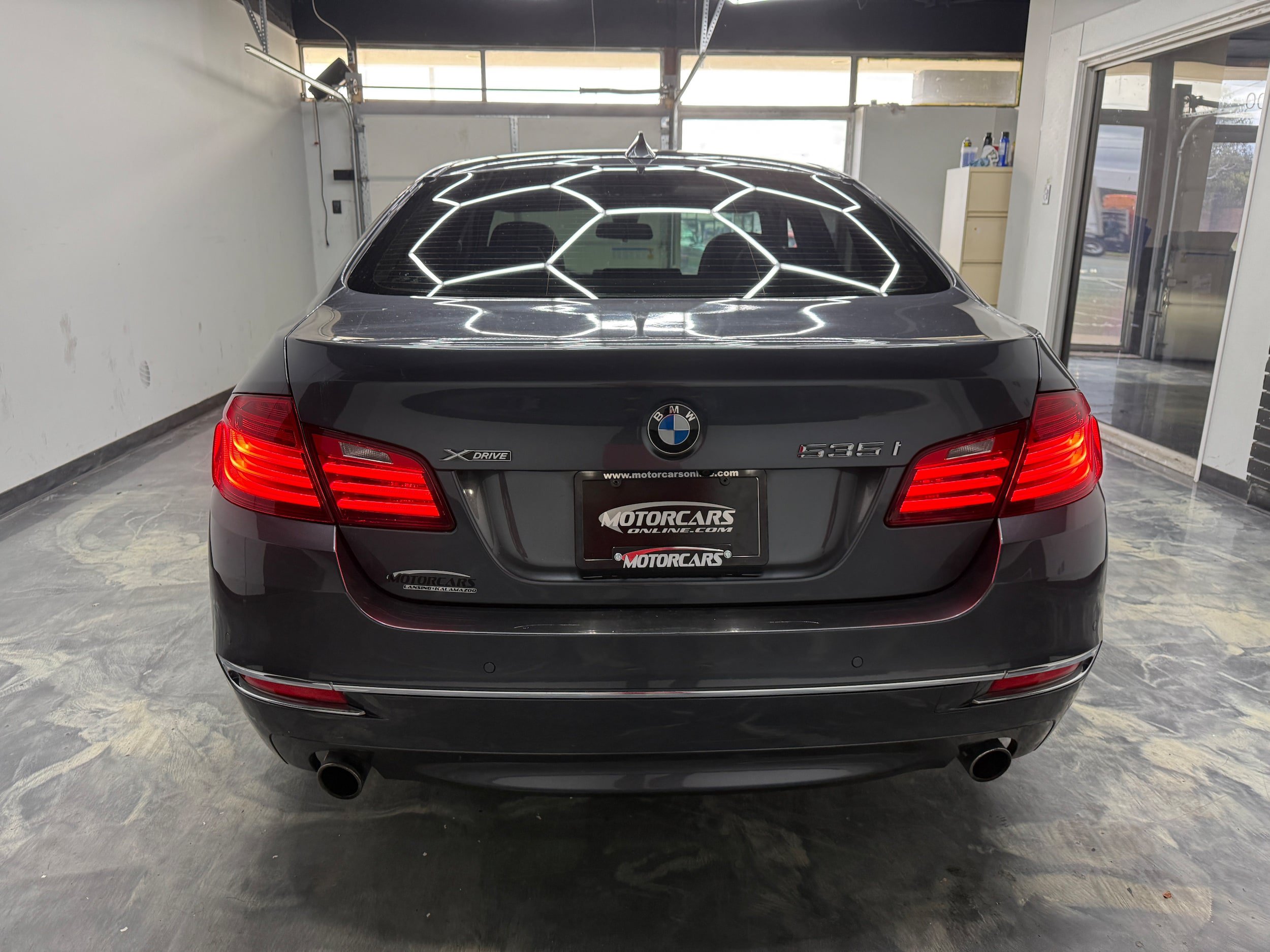 Used 2016 BMW 535i xDrive Sedan AWD/4WD image 4