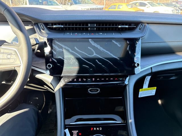 New 2026 Jeep Grand Cherokee Altitude image 22