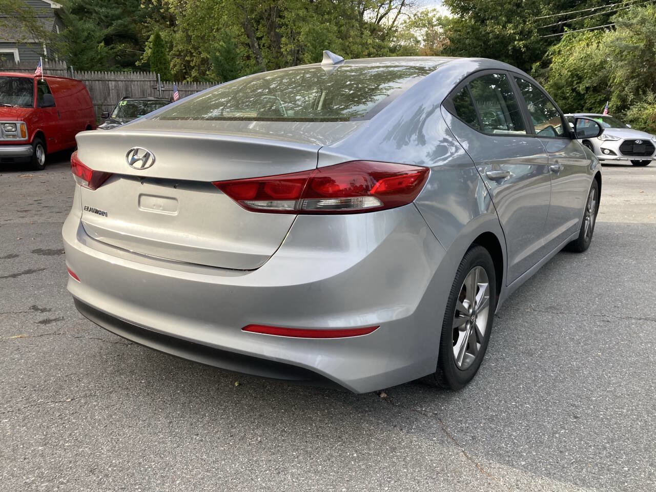 Used 2017 Hyundai Elantra Value Edition w/ Cargo Package image 4