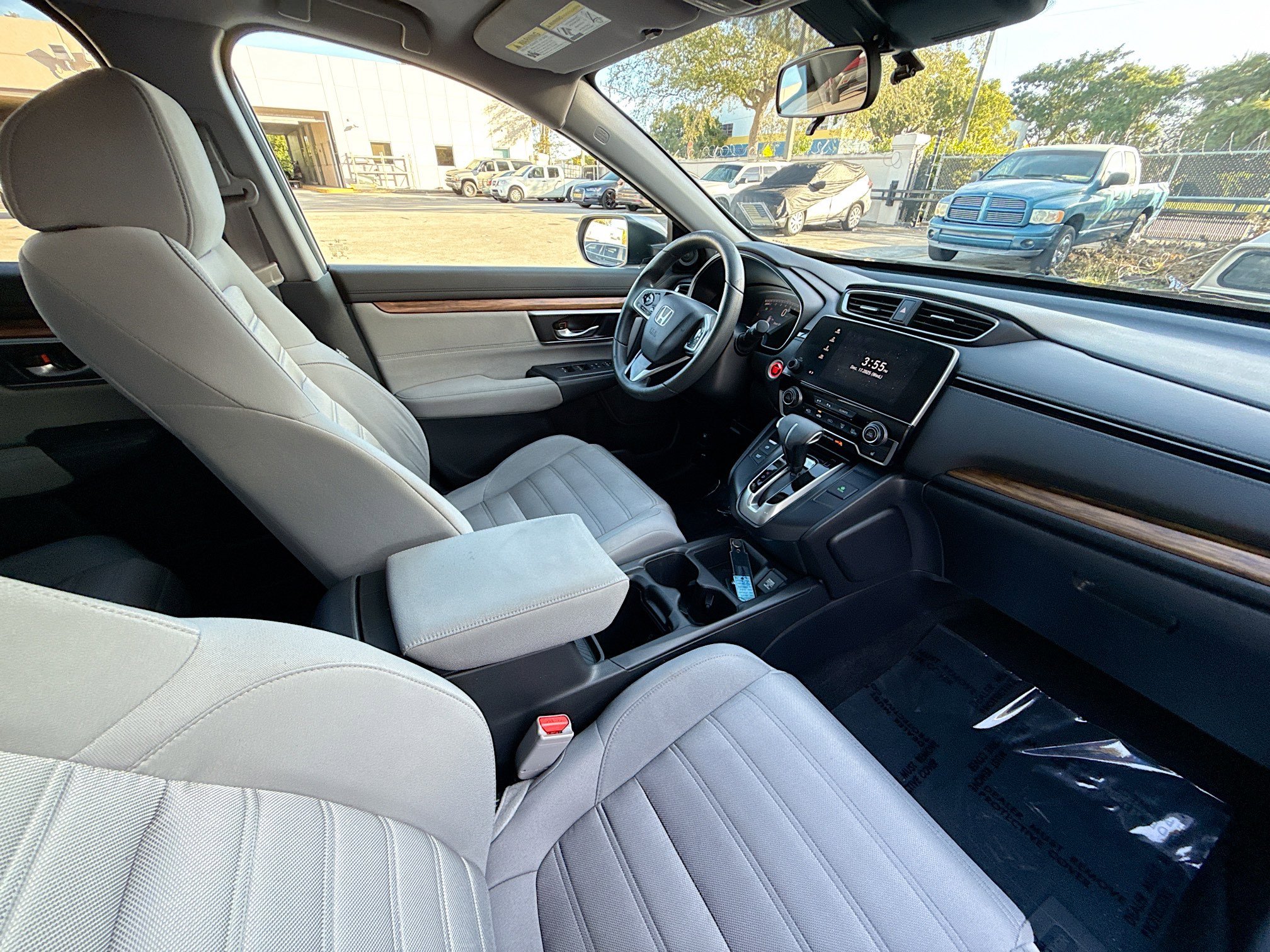 Used 2019 Honda CR-V EX image 31