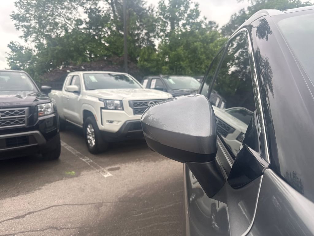 Used 2021 Nissan Rogue Platinum FWD image 38