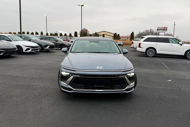 New 2026 Hyundai Sonata SEL image 2