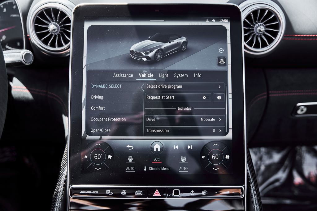 Used 2024 Mercedes-Benz SL 63 AMG 4MATIC image 68