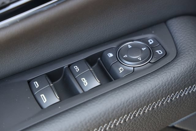 New 2026 GMC Yukon Denali w/ Advanced Technology Package RWD image 18