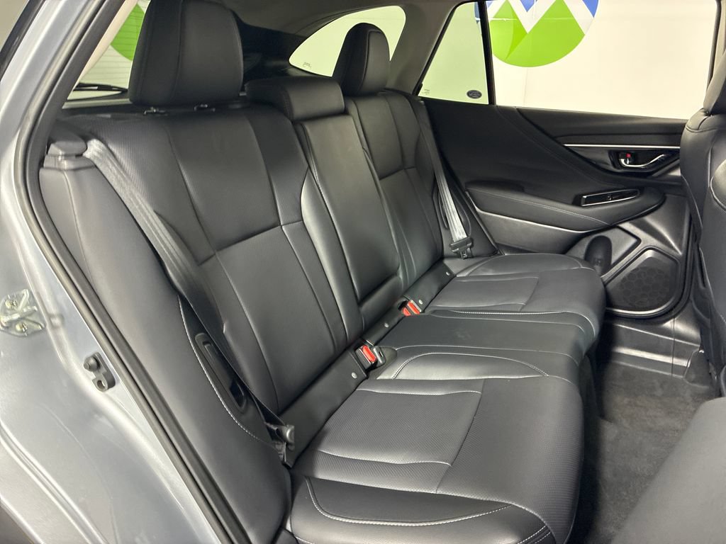 Used 2023 Subaru Outback Limited AWD/4WD image 32