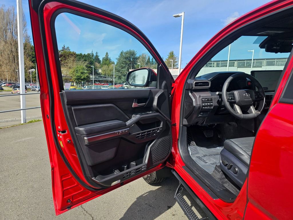 Certified 2026 Toyota Tacoma TRD Off-Road w/ TRD Off Road Premium Package AWD/4WD image 18